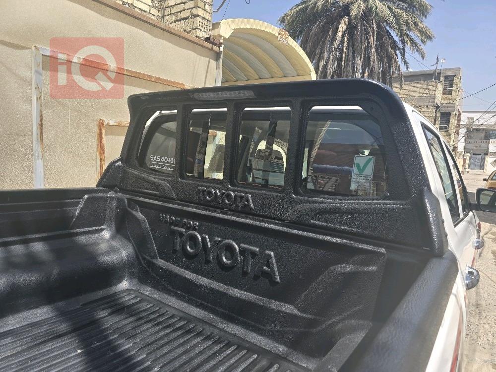 تۆیۆتا هایلۆکس